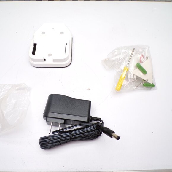 Bexon Ruihe Outdoor Surveillance Camera Floodlight - Picture 5 of 6